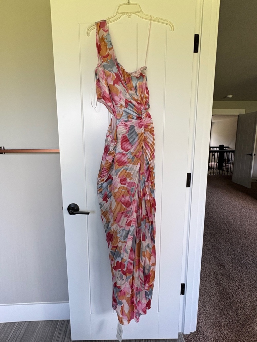 NWT Abercrombie & Fitch Giselle Pleated One-Shoulder Maxi Dress - Size M - Picture 3 of 4